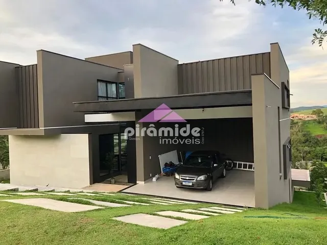Casa com 1000m² 4 quartos e 3 banheiros, à venda, no bairro Tapanhão em Jambeiro