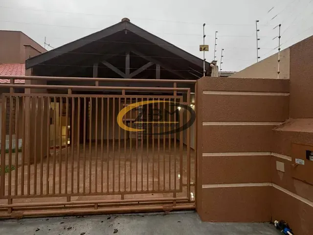 Casa com 300m² 3 quartos e 4 banheiros, à venda, no bairro Jardim Santos Paulo em Londrina