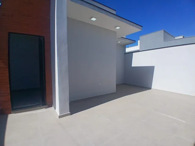 Casa 3 quartos e 2 banheiros, à venda, no bairro Colinas do Alegre em São João da Boa Vista