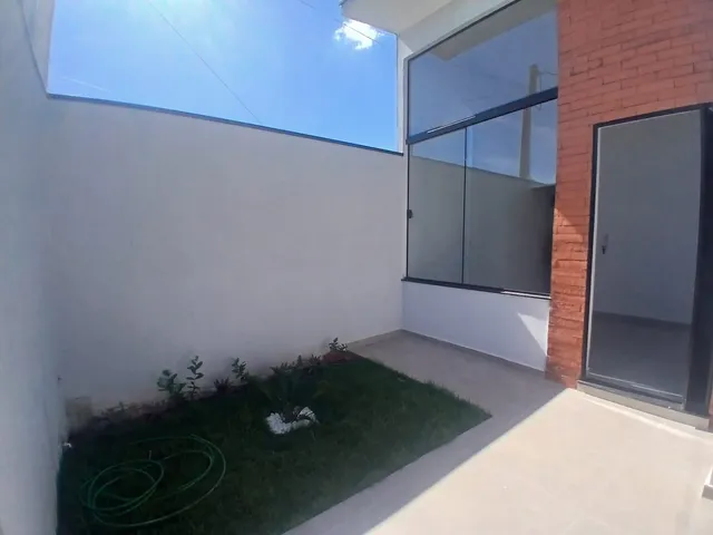 Casa 3 quartos e 2 banheiros, à venda, no bairro Colinas do Alegre em São João da Boa Vista