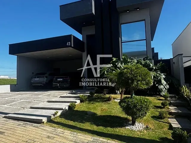 Casa com 300m² 3 quartos e 5 banheiros, à venda, no bairro Residencial Colinas em Caçapava