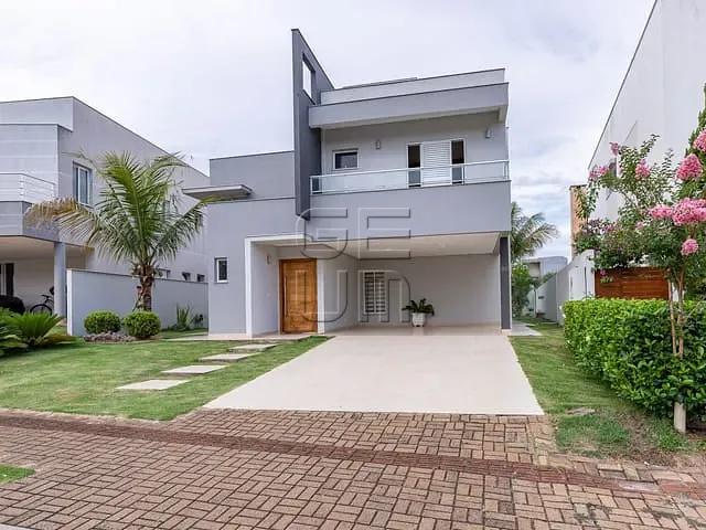 Casa com 391m² 3 quartos e 5 banheiros, à venda, no bairro Vivendas do Arvoredo em Londrina
