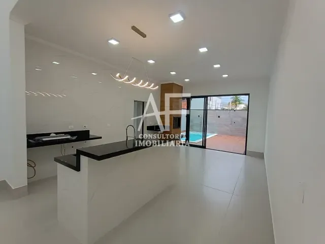 Casa com 300m² 3 quartos e 3 banheiros, à venda, no bairro Piracangaguá em Taubaté