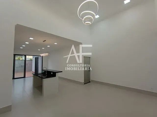Casa com 300m² 3 quartos e 3 banheiros, à venda, no bairro Piracangaguá em Taubaté