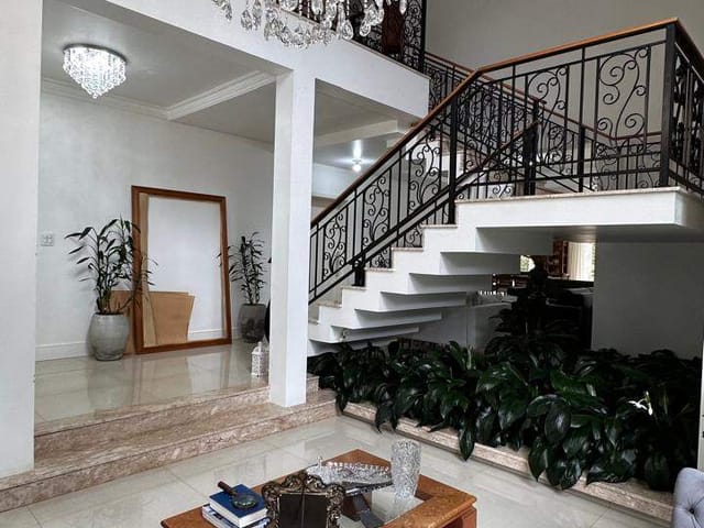 Casa com 347m² 3 quartos e 6 banheiros, à venda, no bairro Estrela em Ponta Grossa