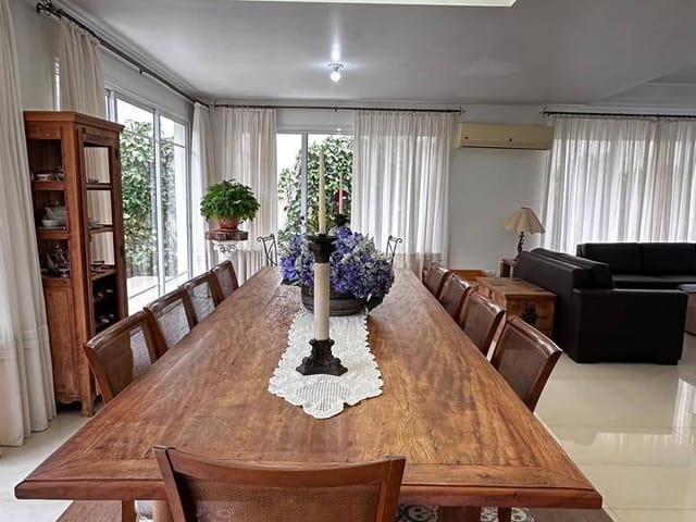 Casa com 347m² 3 quartos e 6 banheiros, à venda, no bairro Estrela em Ponta Grossa