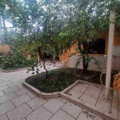 Casa 4 quartos e 1 banheiro, à venda, no bairro Vista Linda em Bertioga