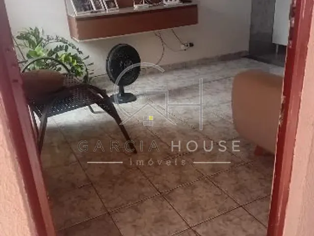 Casa com 160m² 2 quartos e 2 banheiros, à venda, no bairro Vila Tibério em Ribeirão Preto