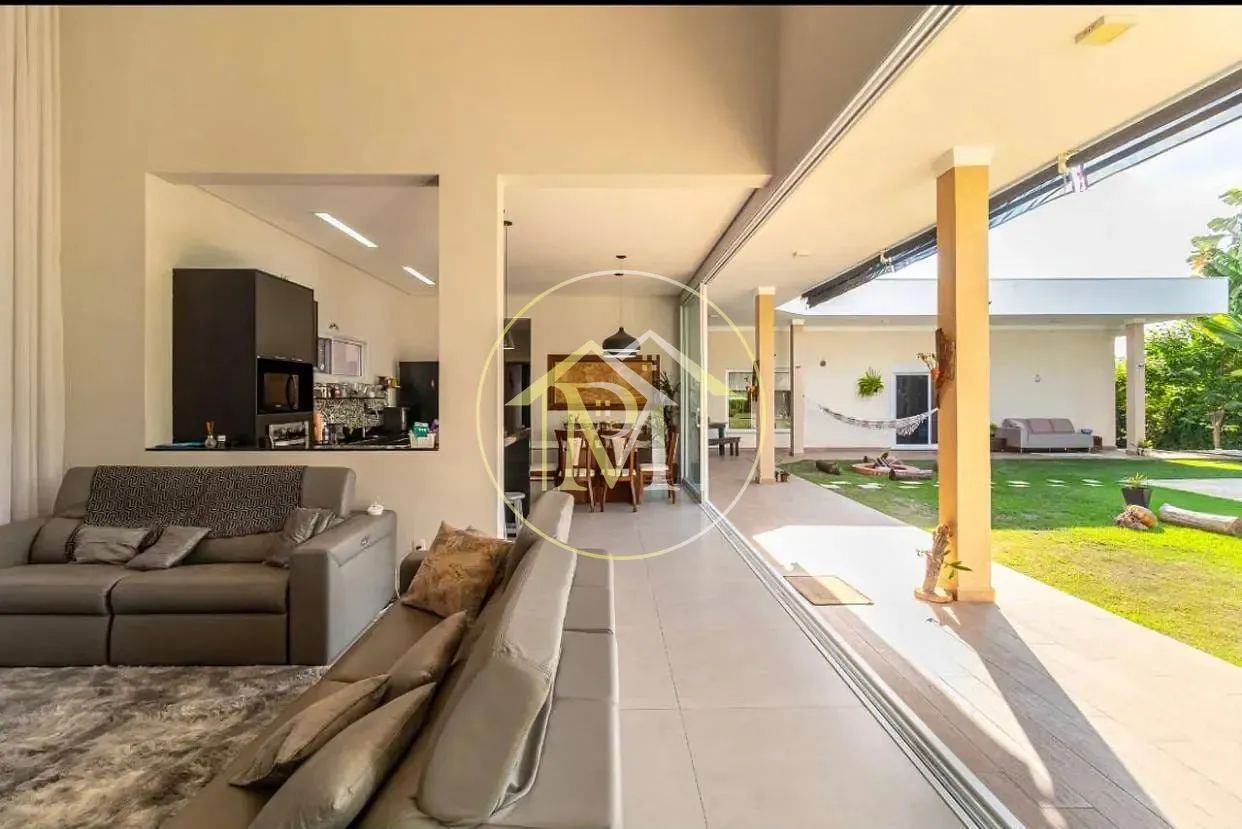 Casa, 3 quartos, 285 m² - Foto 1