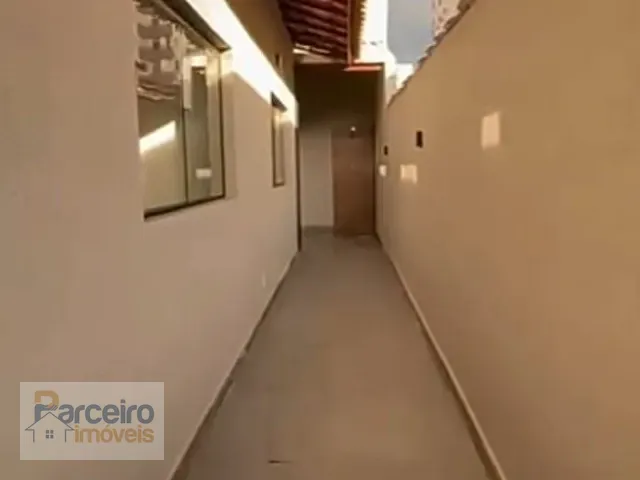 Casa 2 quartos e 4 banheiros, à venda, no bairro Tupi em Praia Grande