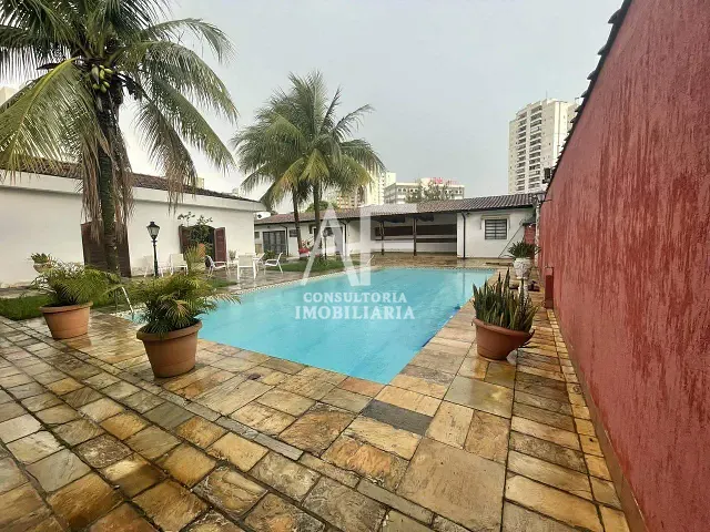 Casa com 960m² 5 quartos e 5 banheiros, à venda ou para alugar, no bairro Jardim das Nações em Taubaté