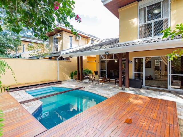 Foto do Casa - Casa no condomínio Condomínio Ville Le Mans para venda com 4 quartos, sendo 4 suítes , 602m² | Correteria Imóveis