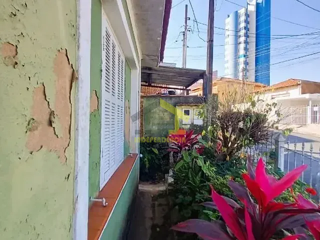 Casa com 650m² 2 quartos e 1 banheiro, à venda, no bairro Centro em Itatiba