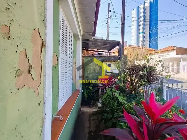Casa com 650m² 2 quartos e 1 banheiro, à venda, no bairro Centro em Itatiba