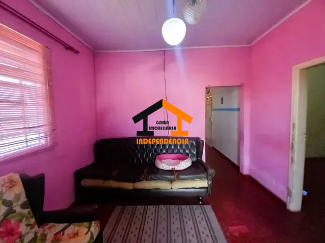 Casa com 650m² 2 quartos e 1 banheiro, à venda, no bairro Centro em Itatiba