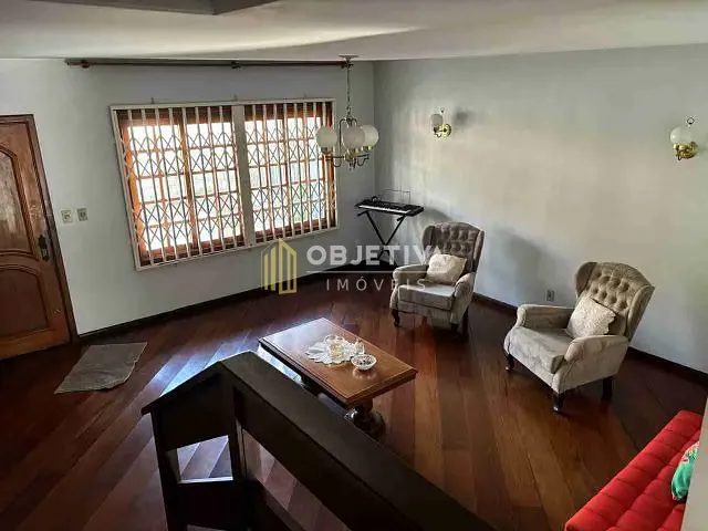 Casa com 319m² 3 quartos e 2 banheiros, à venda, no bairro Ouro Branco em Novo Hamburgo