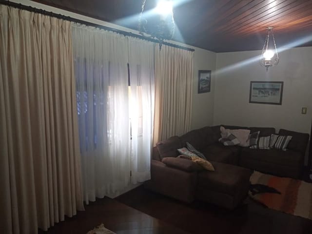 Casa com 250m² 3 quartos e 4 banheiros, à venda, no bairro Santo Antônio em Osasco