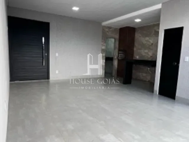 Casa com 180m² 3 quartos e 4 banheiros, à venda, no bairro Jardim Luz em Aparecida de Goiânia