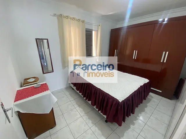 Casa com 125m² 3 quartos e 2 banheiros, à venda, no bairro Vila Carmosina em São Paulo