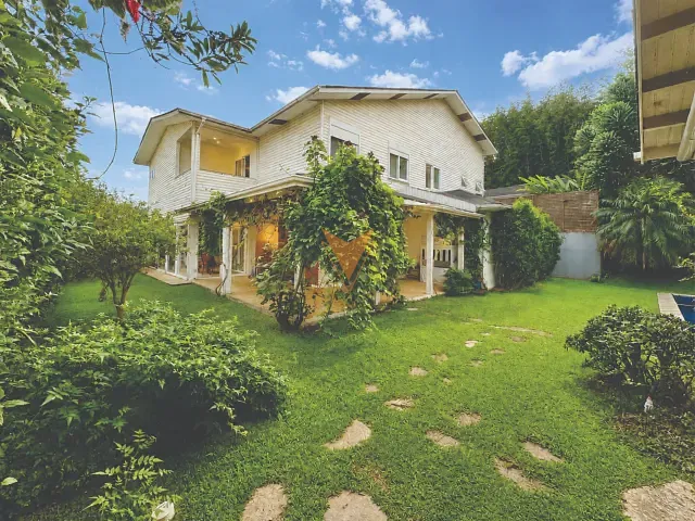 Casa com 762m² 4 quartos e 6 banheiros, à venda, no bairro Jardim das Paineiras em Cotia