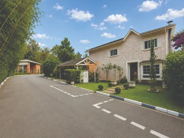 Casa com 762m² 4 quartos e 6 banheiros, à venda, no bairro Jardim das Paineiras em Cotia