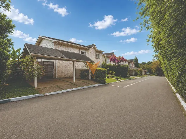 Casa com 762m² 4 quartos e 6 banheiros, à venda, no bairro Jardim das Paineiras em Cotia