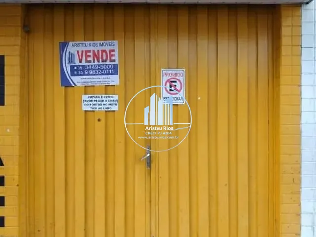 Casa com 197m² 2 quartos e 2 banheiros, à venda, no bairro São Geraldo em Pouso Alegre