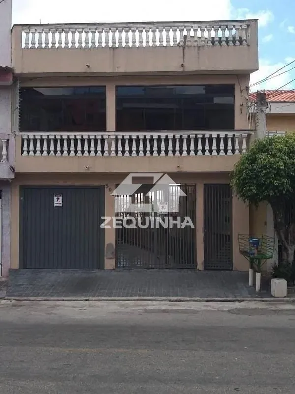 Casa, 3 quartos, 577 m² - Foto 1