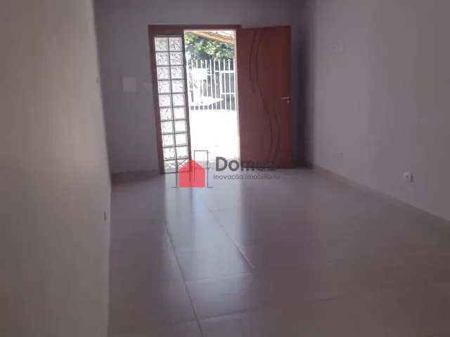 Casa com 140m² 2 quartos e 2 banheiros, à venda, no bairro Loteamento Vila Neide em Taubaté