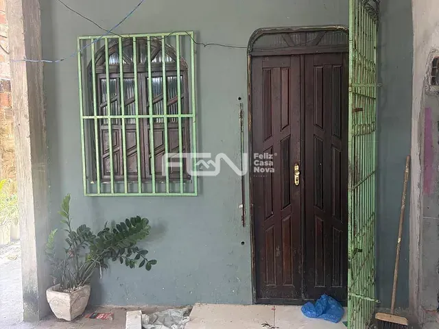 Casa 2 quartos e 2 banheiros, à venda ou para alugar, no bairro Nova Vitória em Camaçari