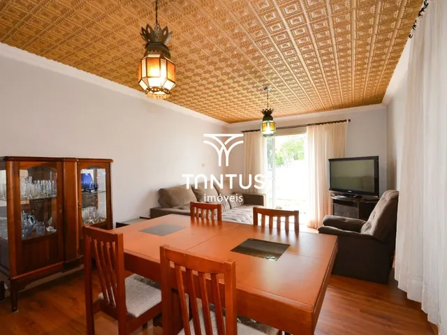 Casa com 336m² 3 quartos e 5 banheiros, à venda, no bairro Cajuru em Curitiba