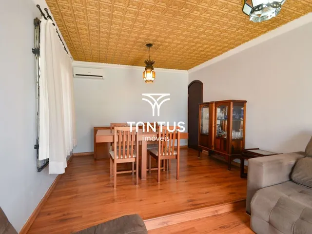 Casa com 336m² 3 quartos e 5 banheiros, à venda, no bairro Cajuru em Curitiba