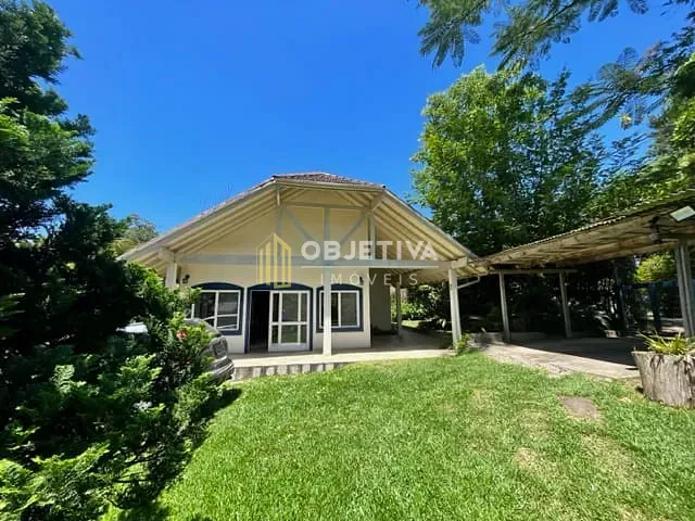 Casa com 2726m² 4 quartos e 3 banheiros, à venda, no bairro Centro em Nova Petrópolis