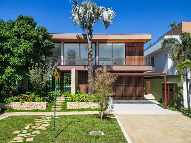 Casa com 866m² 6 quartos e 9 banheiros, à venda, no bairro Barra da Tijuca em Rio de Janeiro