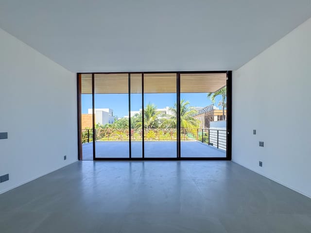 Casa com 866m² 6 quartos e 9 banheiros, à venda, no bairro Barra da Tijuca em Rio de Janeiro