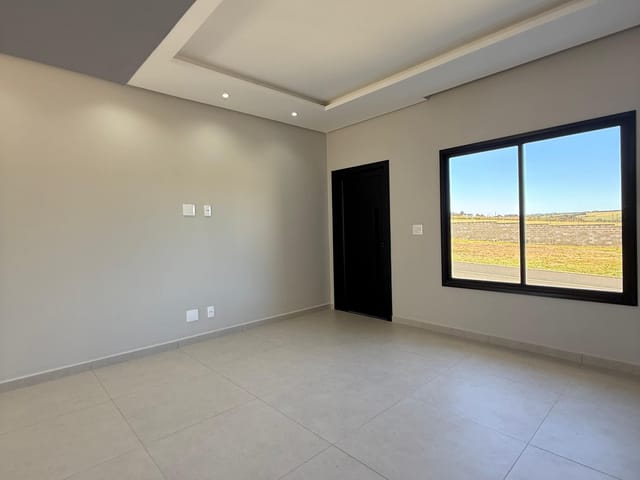 Casa com 162m² 3 quartos e 3 banheiros, à venda, no bairro Jardim Carvalho em Ponta Grossa