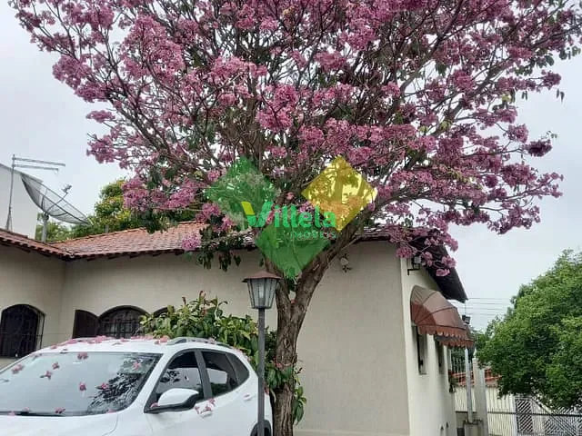 Casa com 965m², à venda, no bairro Centro em Itaquaquecetuba