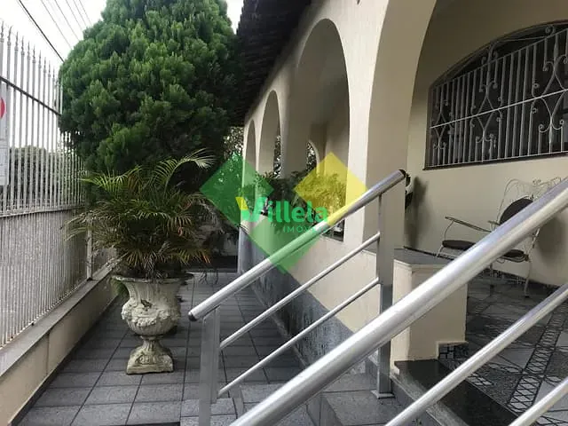 Casa com 965m², à venda, no bairro Centro em Itaquaquecetuba