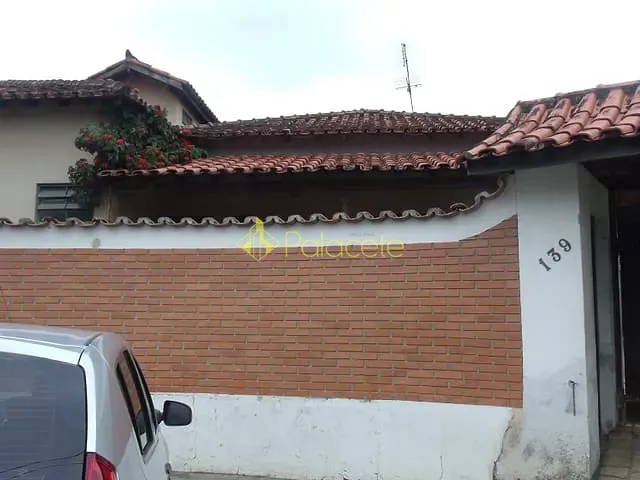 Casa com 700m² 4 quartos e 5 banheiros, à venda, no bairro Alto do Cardoso em Pindamonhangaba
