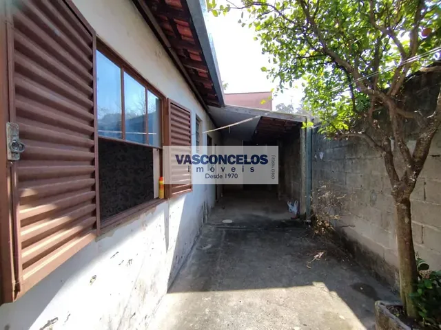 Casa com 172m² 2 quartos e 3 banheiros, à venda, no bairro Jardim São Judas Tadeu em São José dos Campos