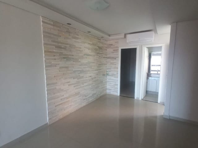 Casa com 150m² 2 quartos e 1 banheiro, à venda, no bairro Heimtal em Londrina