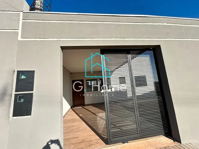 Casa 3 quartos e 2 banheiros, à venda, no bairro Pioneiros em Londrina