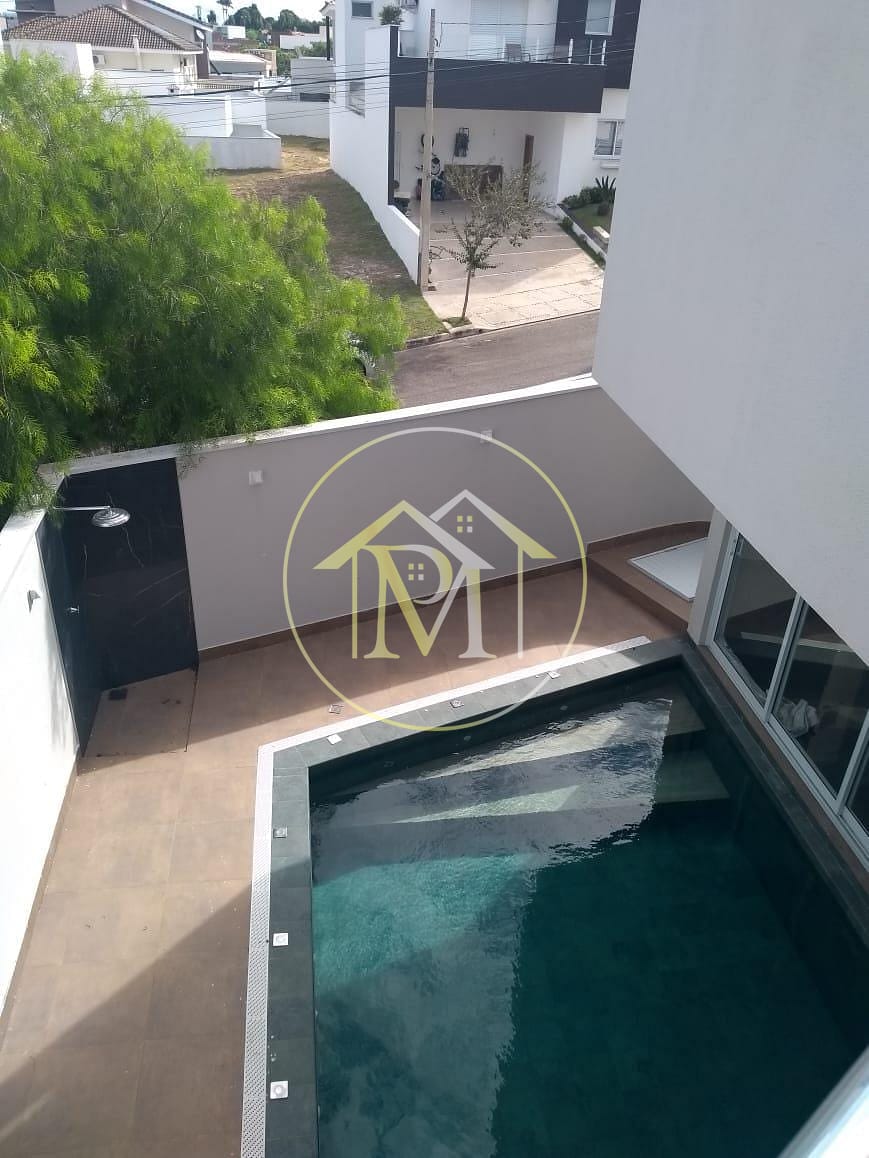 Casa à venda com 4 quartos, 326m² - Foto 3