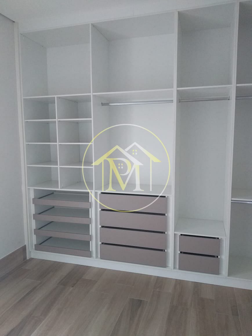Casa à venda com 4 quartos, 326m² - Foto 40