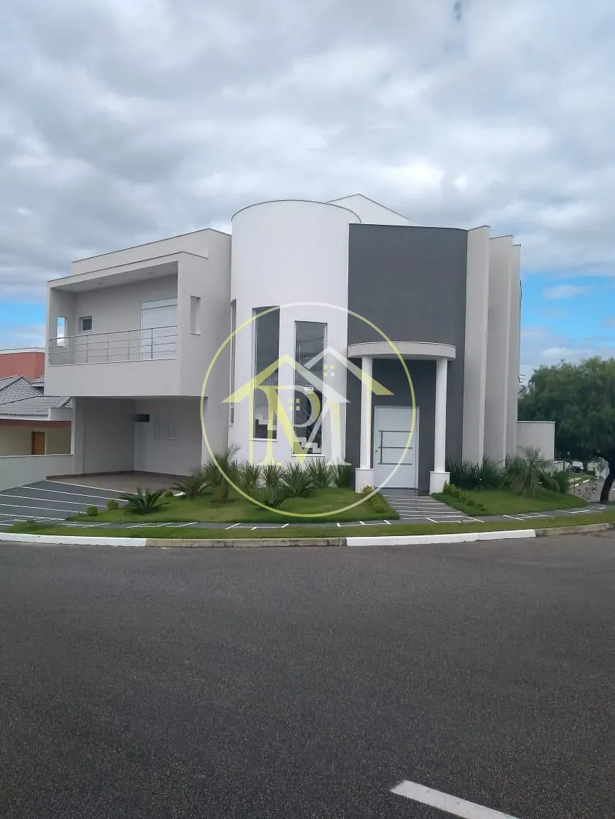 Casa, 4 quartos, 326 m² - Foto 1