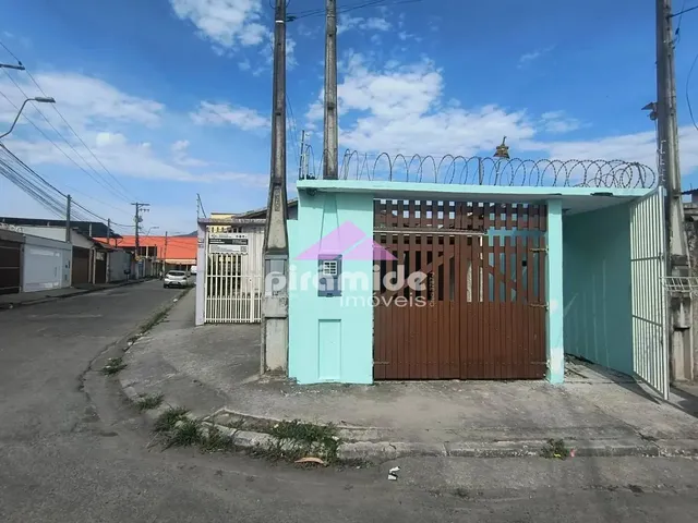 Casa com 160m² 2 quartos e 2 banheiros, à venda, no bairro Jardim Tarumãs em Caraguatatuba