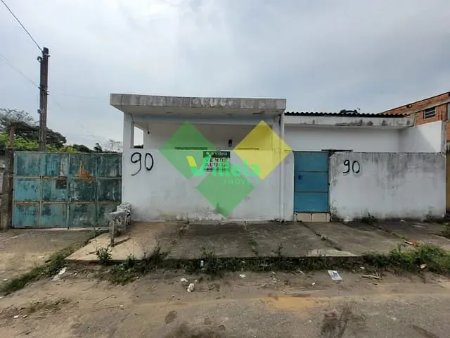 Casa com 325m² 3 quartos e 2 banheiros, à venda, no bairro Jardim Ipê em Itaquaquecetuba