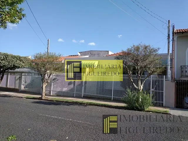 Casa com 300m², para alugar, no bairro Santos Dumont em São José do Rio Preto