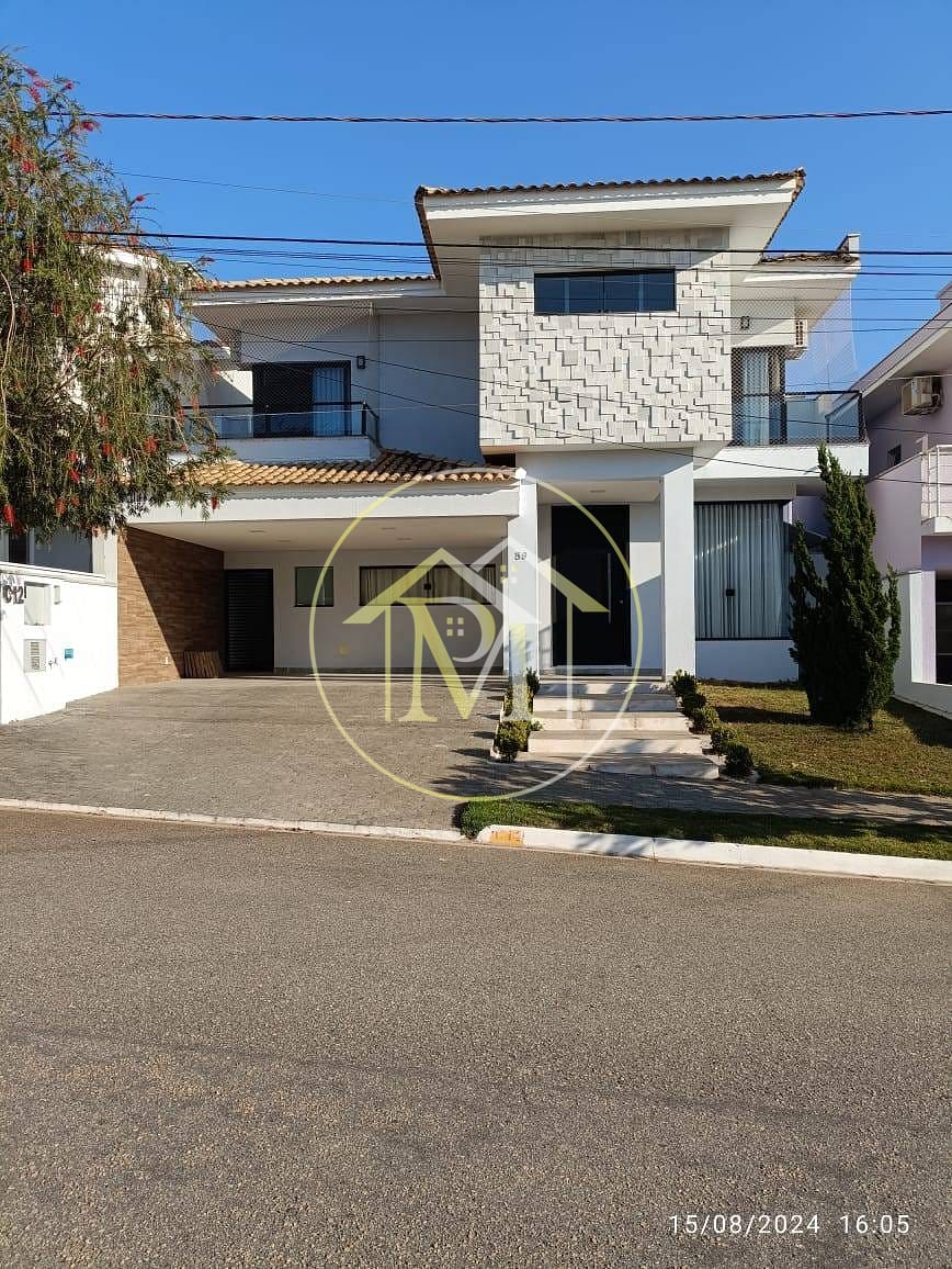 Casa, 4 quartos, 259 m² - Foto 1