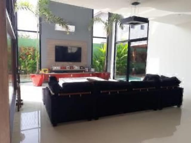 Casa com 822m² 5 quartos e 7 banheiros, à venda, no bairro Avenida Bougainvillee em Bertioga